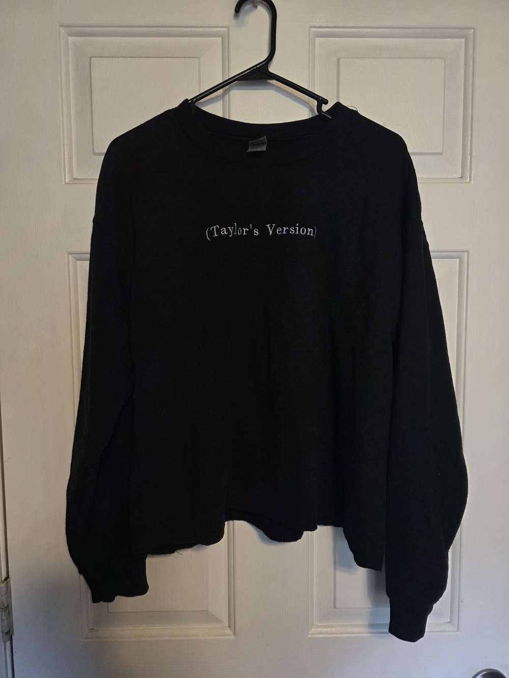 Gildan Black Crewneck Sweatshirt with Embroidered (Taylor's Version)- Women